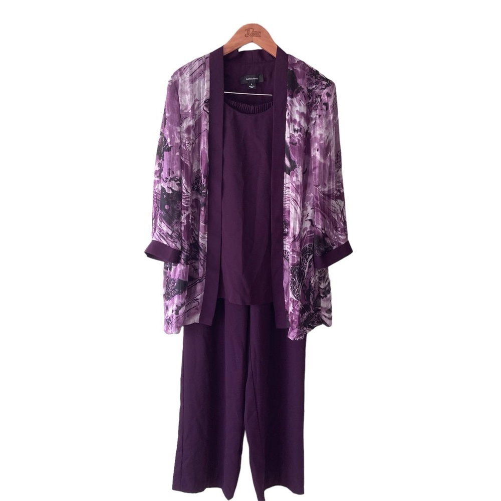 R & M Richards pants set eggplant floral top 3/4 sleeve 8